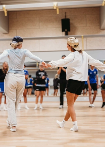 Dancestudiet Lisbjerg - Klik for at tilmelde dig